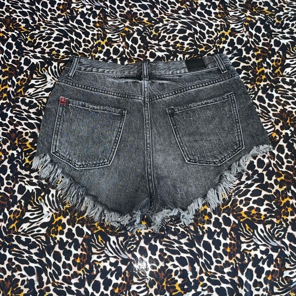 BDG Urban Outfitters High-Rise Cheeky Raw Hem Shorts - Picture 2 of 5